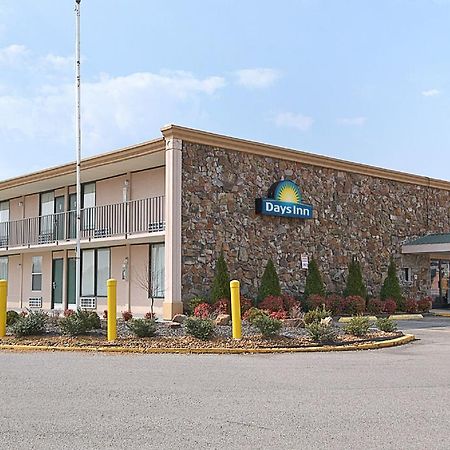 Days Inn By Wyndham Martin Extérieur photo