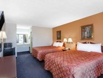 Days Inn By Wyndham Martin Extérieur photo