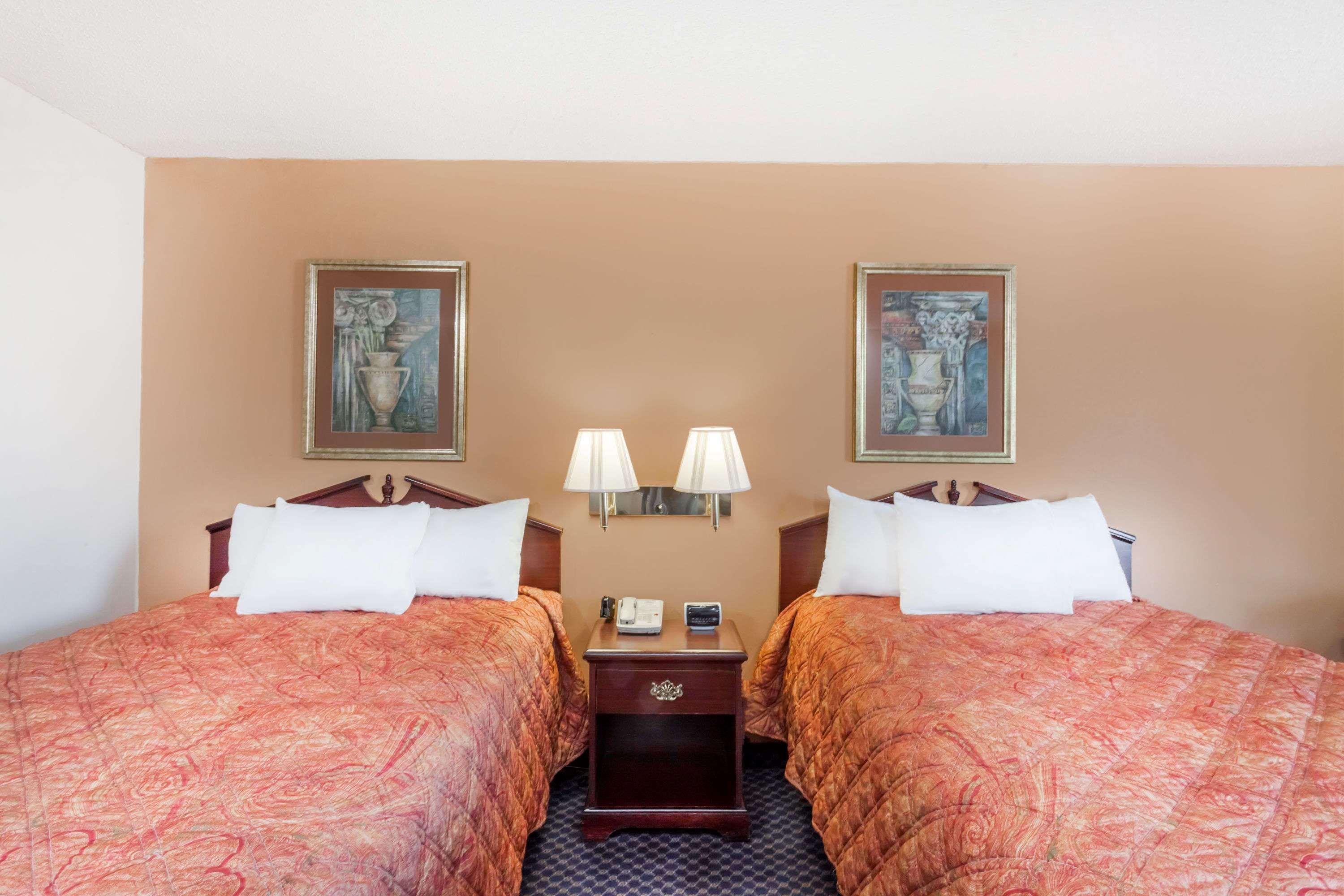 Days Inn By Wyndham Martin Extérieur photo