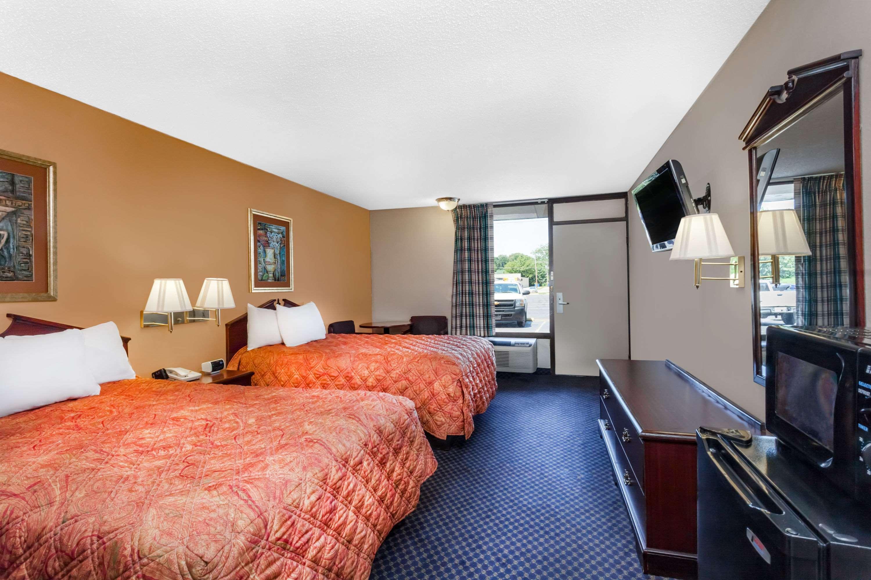 Days Inn By Wyndham Martin Extérieur photo