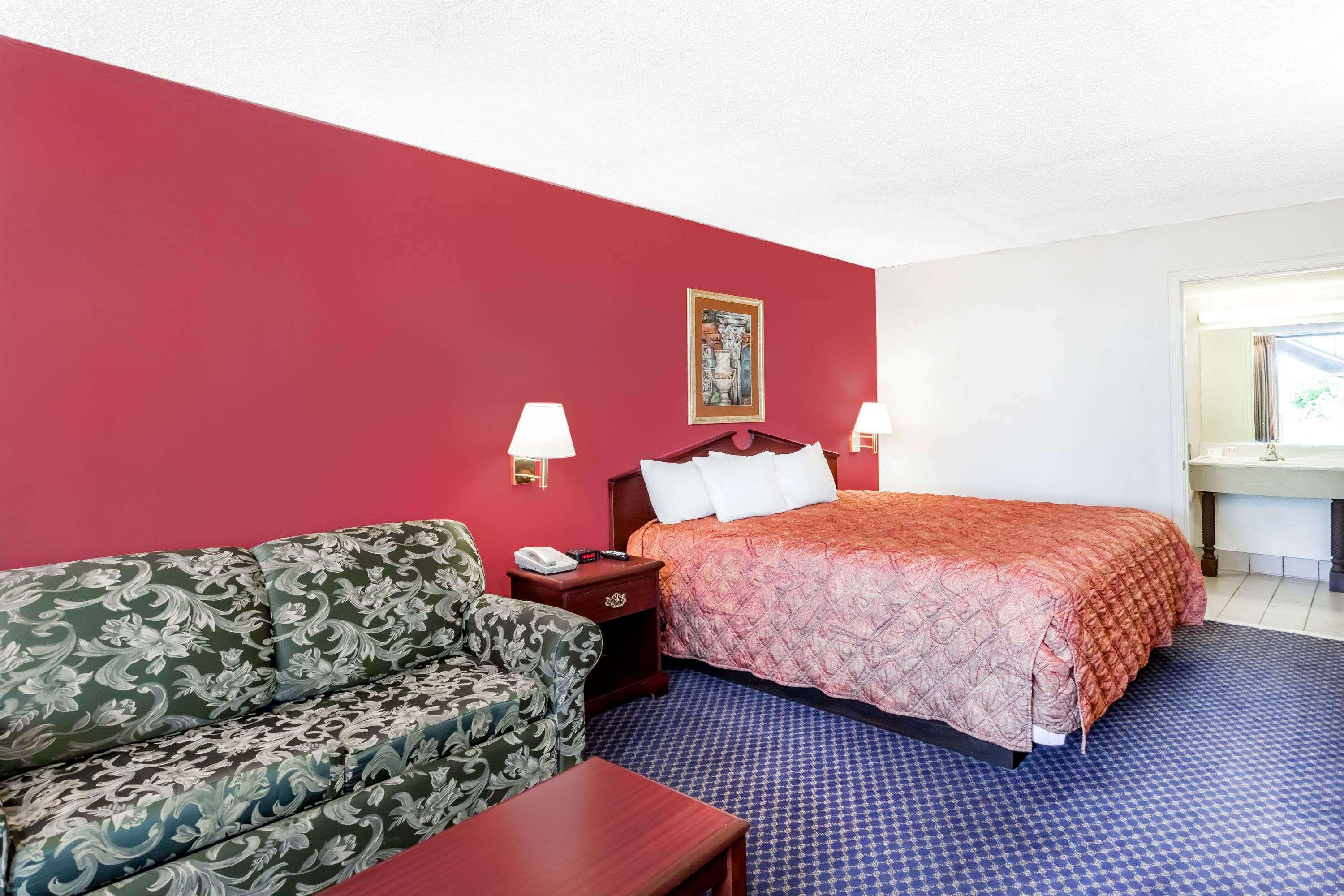 Days Inn By Wyndham Martin Extérieur photo
