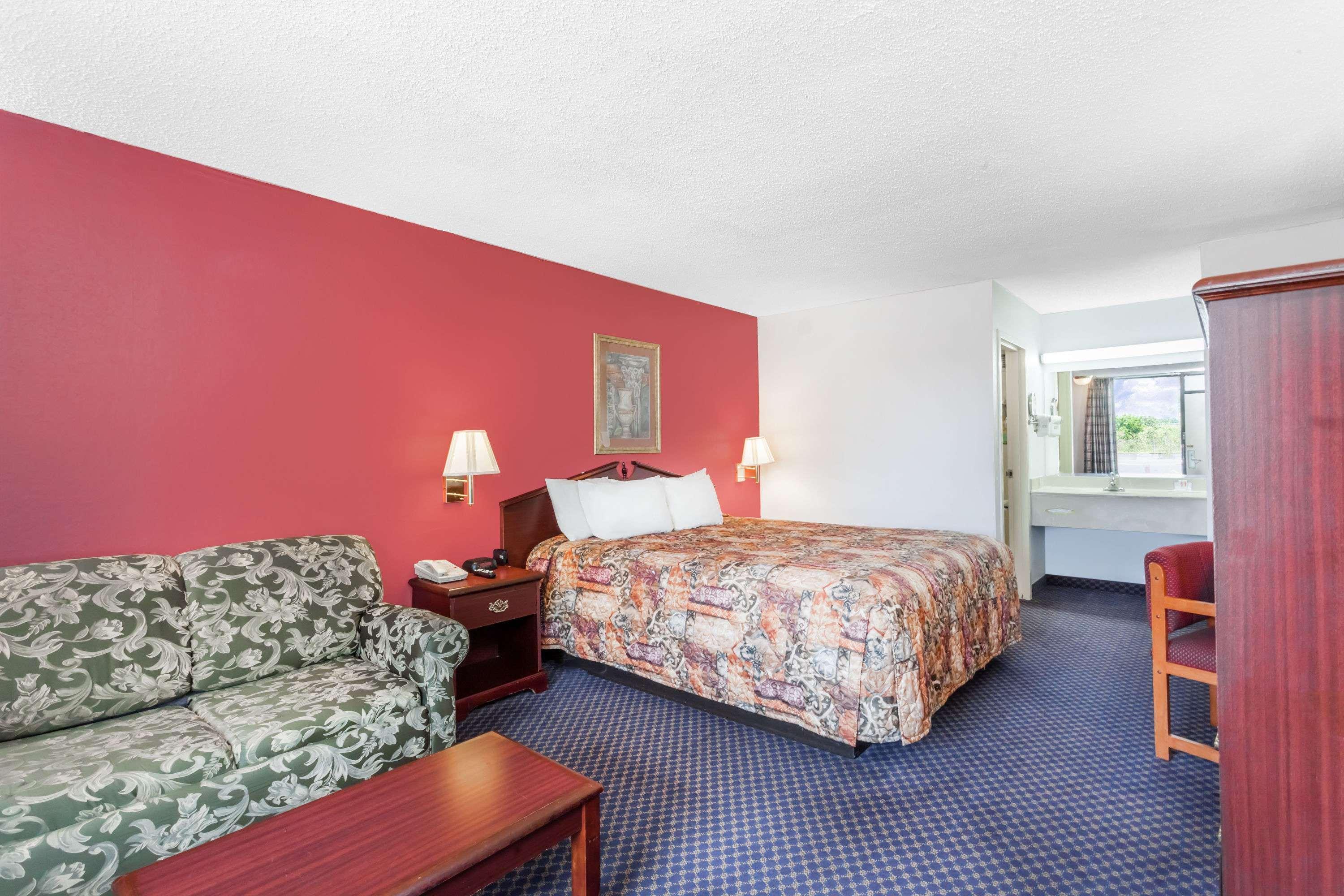 Days Inn By Wyndham Martin Extérieur photo
